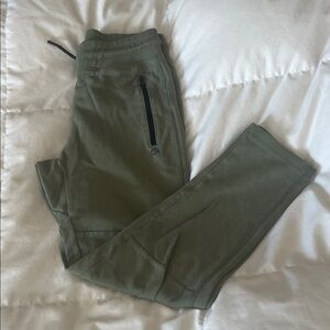 GAP fit  joggers in olive green size 12 boys